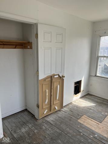 412 N Oakland Avenue Indianapolis IN 46201