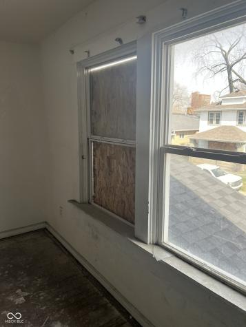 412 N Oakland Avenue Indianapolis IN 46201