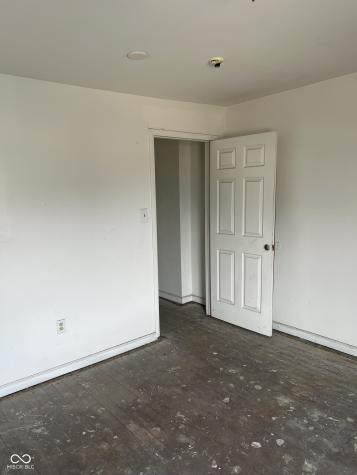 412 N Oakland Avenue Indianapolis IN 46201
