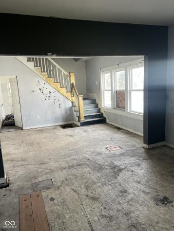 412 N Oakland Avenue Indianapolis IN 46201