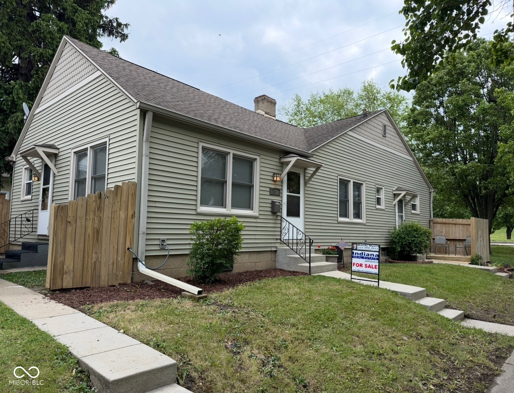802 E Raymond Street Indianapolis IN 46203
