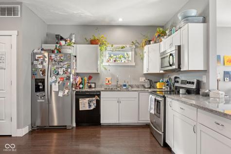2038 Ruckle Street Indianapolis IN 46202