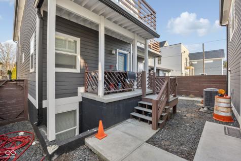 2038 Ruckle Street Indianapolis IN 46202