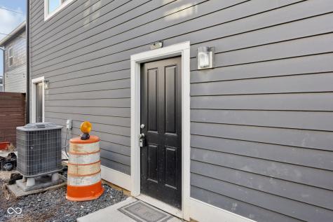 2038 Ruckle Street Indianapolis IN 46202
