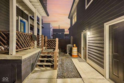 2038 Ruckle Street Indianapolis IN 46202