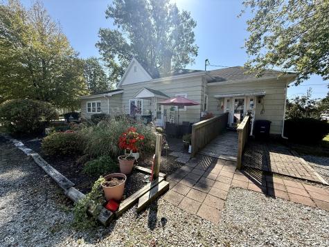 1400 S Anderson Street Elwood IN 46036