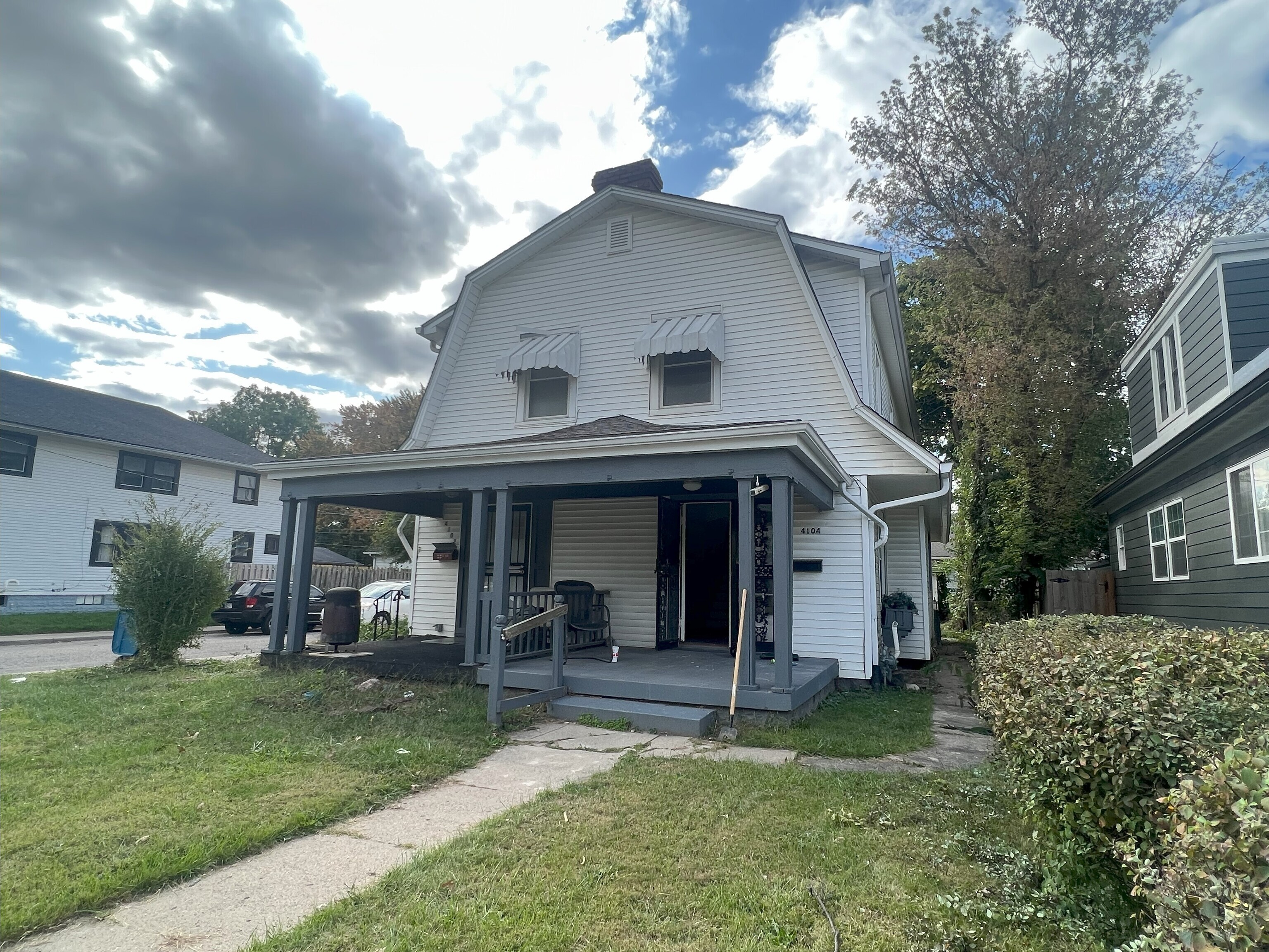 4102 Boulevard Place Indianapolis IN 46208
