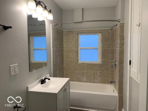 3329 Carrollton Avenue Indianapolis IN 46205