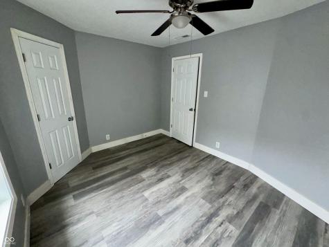 27 Parkview Avenue Indianapolis IN 46201