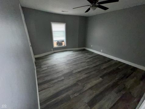 27 Parkview Avenue Indianapolis IN 46201