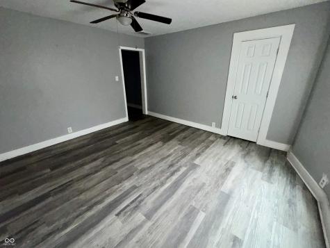 27 Parkview Avenue Indianapolis IN 46201