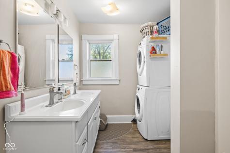1546 Barth Avenue Indianapolis IN 46203