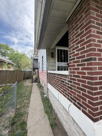 939 N Sherman Drive Indianapolis IN 46201