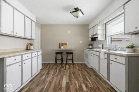 8121 N Fox Hollow Road Bloomington IN 47408