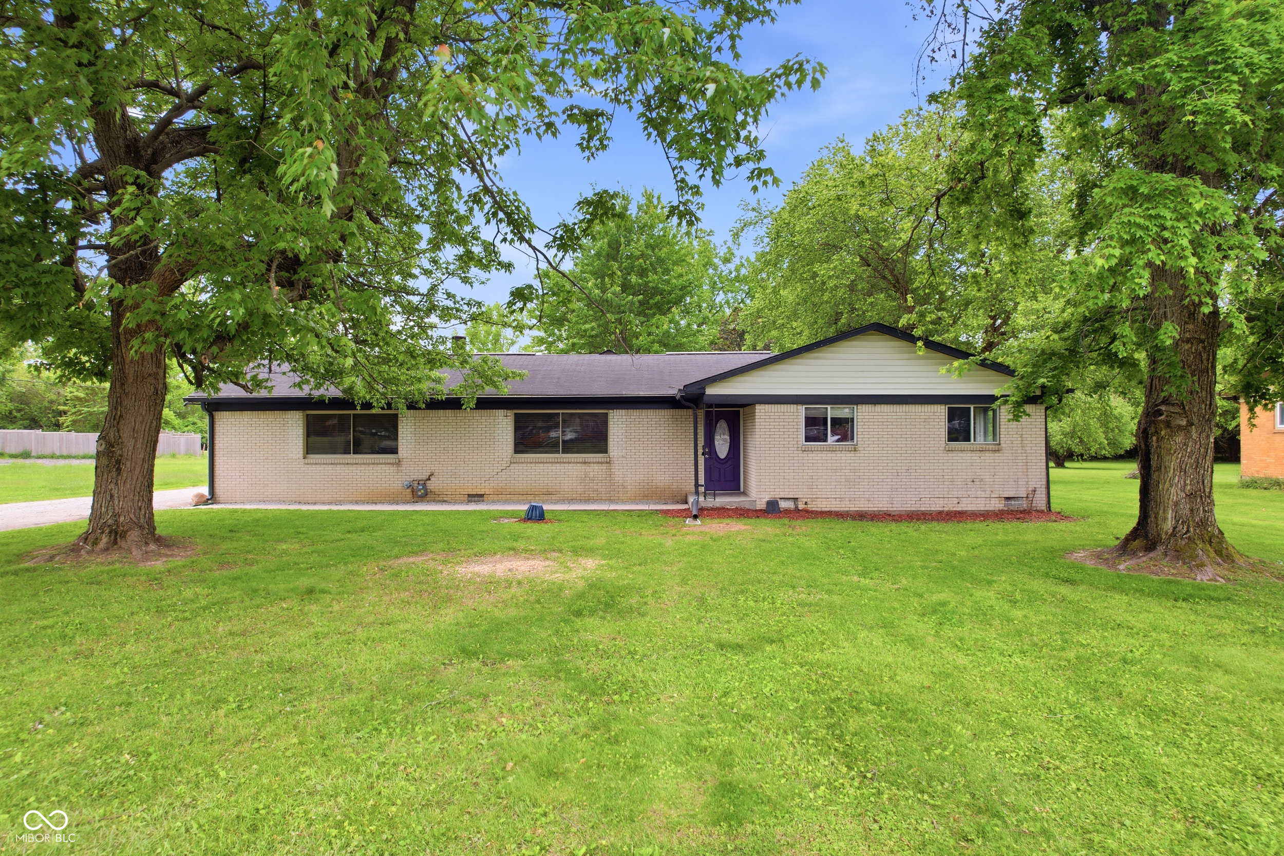 5023 Shelbyville Road Indianapolis IN 46237