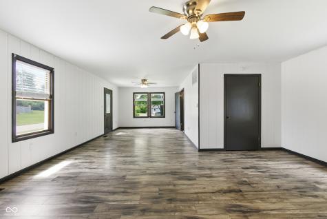 5023 Shelbyville Road Indianapolis IN 46237