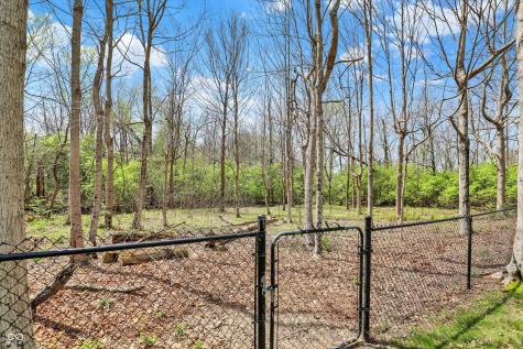 8110 Madrone Court Indianapolis IN 46236