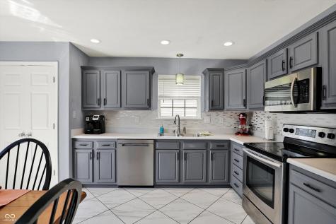 8110 Madrone Court Indianapolis IN 46236