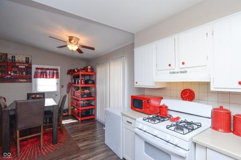 2714 Baltimore Avenue Indianapolis IN 46218