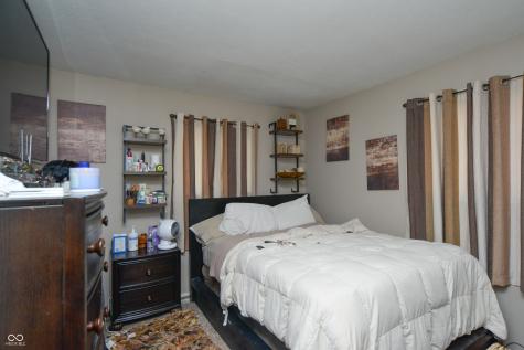 2714 Baltimore Avenue Indianapolis IN 46218