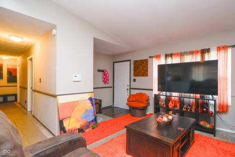 2714 Baltimore Avenue Indianapolis IN 46218