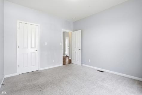 5218 Sweetwater Drive Noblesville IN 46062