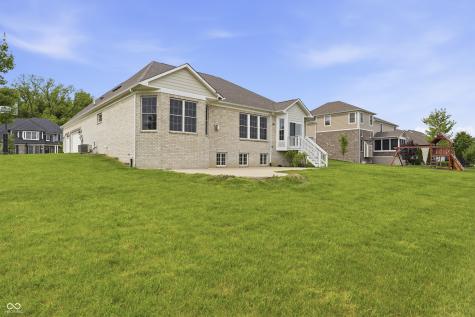5218 Sweetwater Drive Noblesville IN 46062