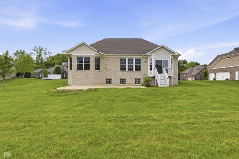 5218 Sweetwater Drive Noblesville IN 46062