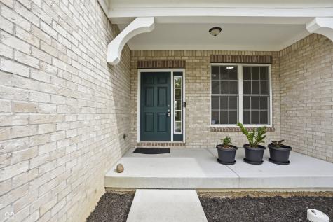 5218 Sweetwater Drive Noblesville IN 46062