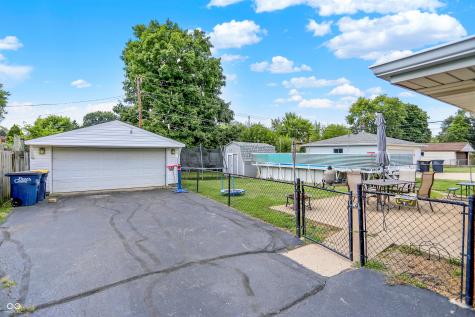 734 S 4th Avenue Beech Grove IN 46107