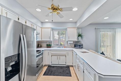 7432 Radburn Circle Indianapolis IN 46214