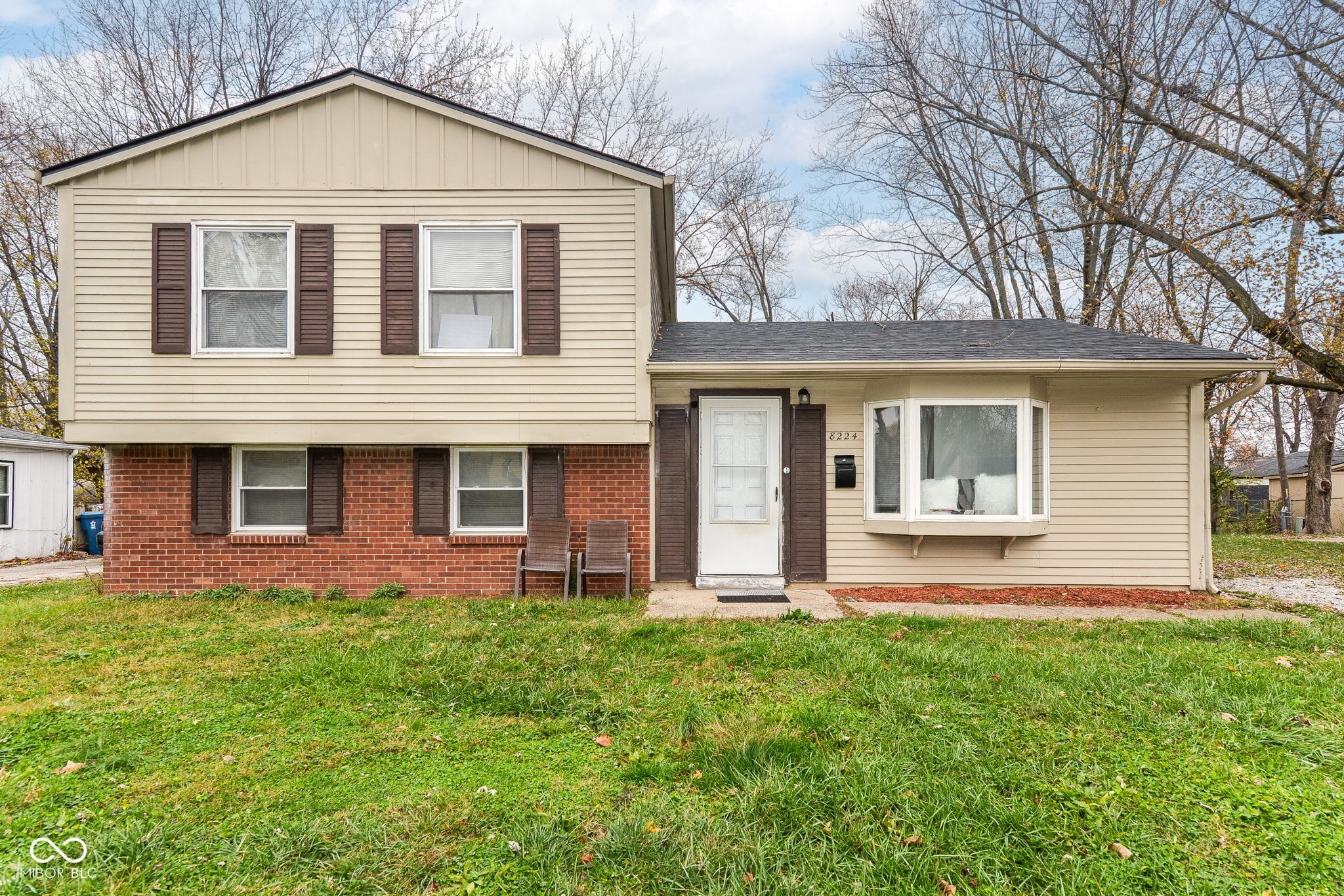 8224 Barry Road Indianapolis IN 46219