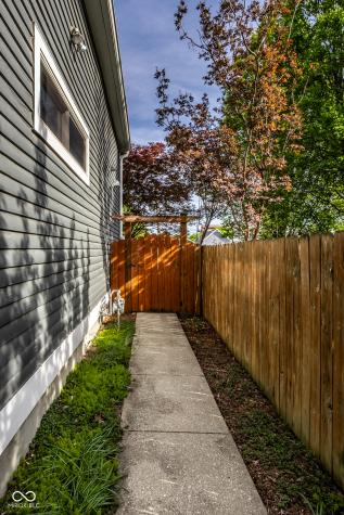 1314 Sturm Avenue Indianapolis IN 46202