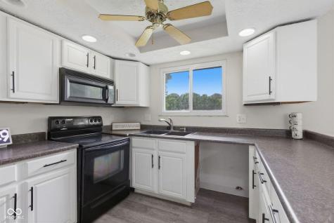 7369 W 500 N Mccordsville IN 46055