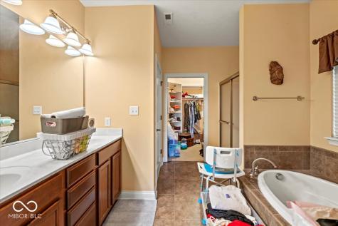 1071 Maryport Drive Westfield IN 46074