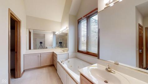 9699 Prairiewood Way Carmel IN 46032