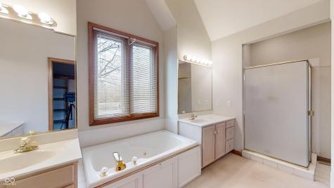 9699 Prairiewood Way Carmel IN 46032
