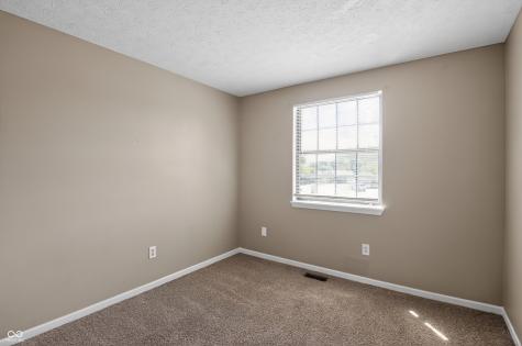 8809 Country Lane Court Indianapolis IN 46217