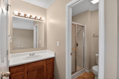 8809 Country Lane Court Indianapolis IN 46217