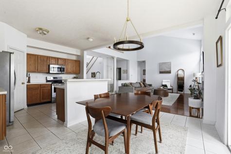 2309 Cole Wood Court Indianapolis IN 46239