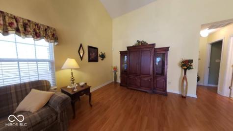 1652 Roundhouse Circle Greenwood IN 46143