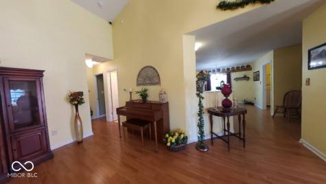 1652 Roundhouse Circle Greenwood IN 46143