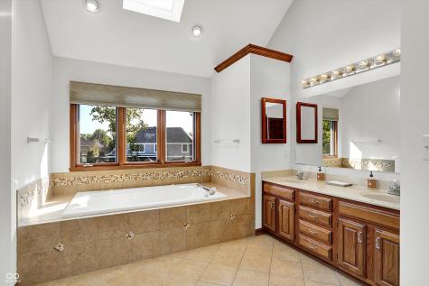 1615 Springmill Ponds Circle Carmel IN 46032