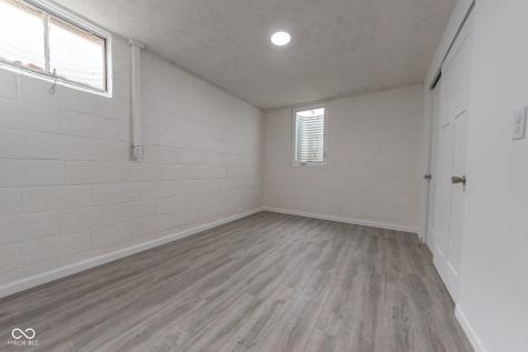 2429 Washington Street Columbus IN 47201