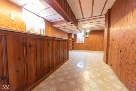 2429 Washington Street Columbus IN 47201