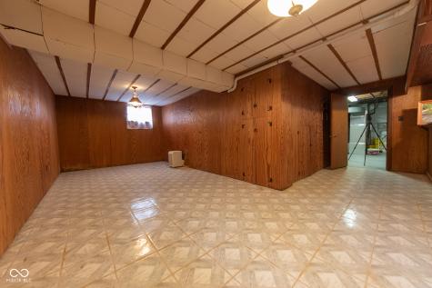 2429 Washington Street Columbus IN 47201