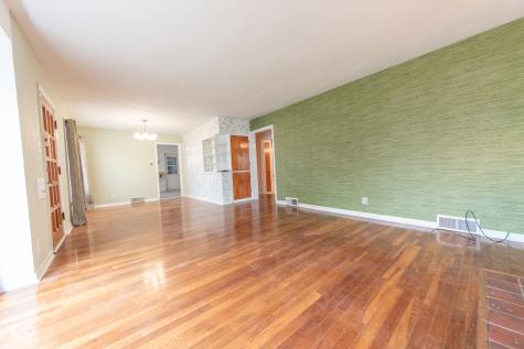 2429 Washington Street Columbus IN 47201