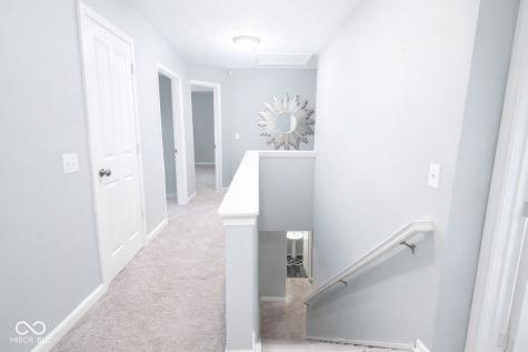8332 Welder Place Indianapolis IN 46237