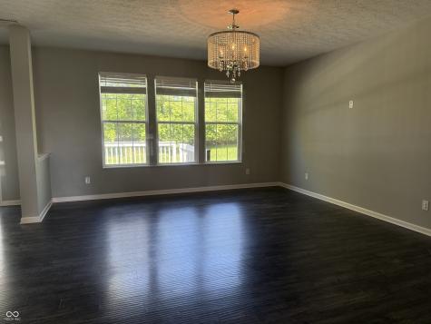 8332 Welder Place Indianapolis IN 46237