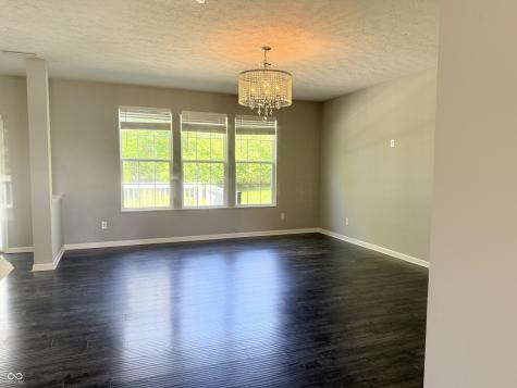 8332 Welder Place Indianapolis IN 46237